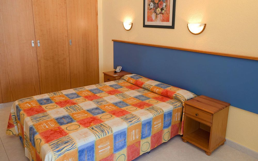 Aparthotel Vibra Sanan - Adults Only Sant Antoni de Portmany Zewnętrze zdjęcie
