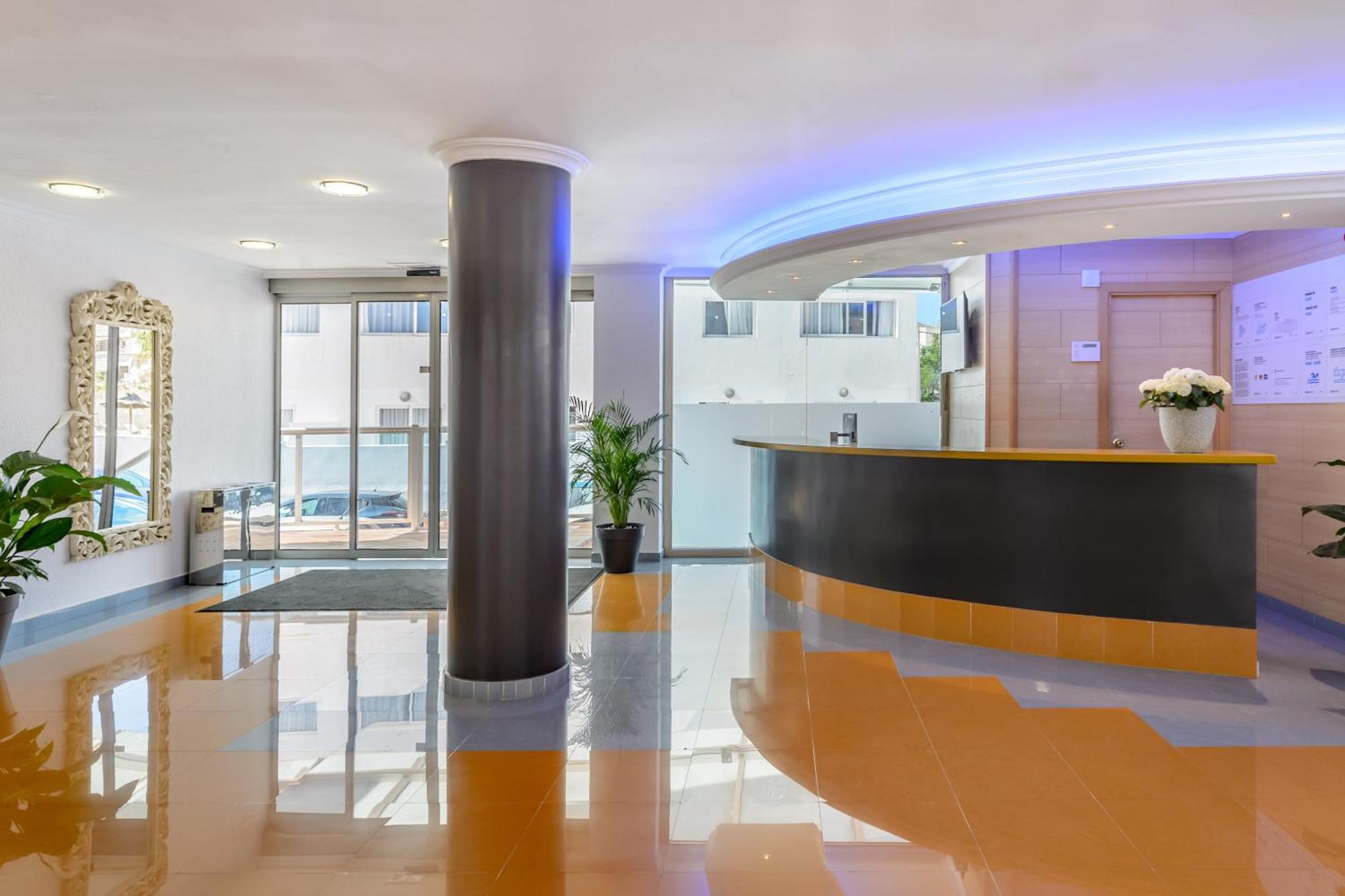 Aparthotel Vibra Sanan - Adults Only Sant Antoni de Portmany Zewnętrze zdjęcie