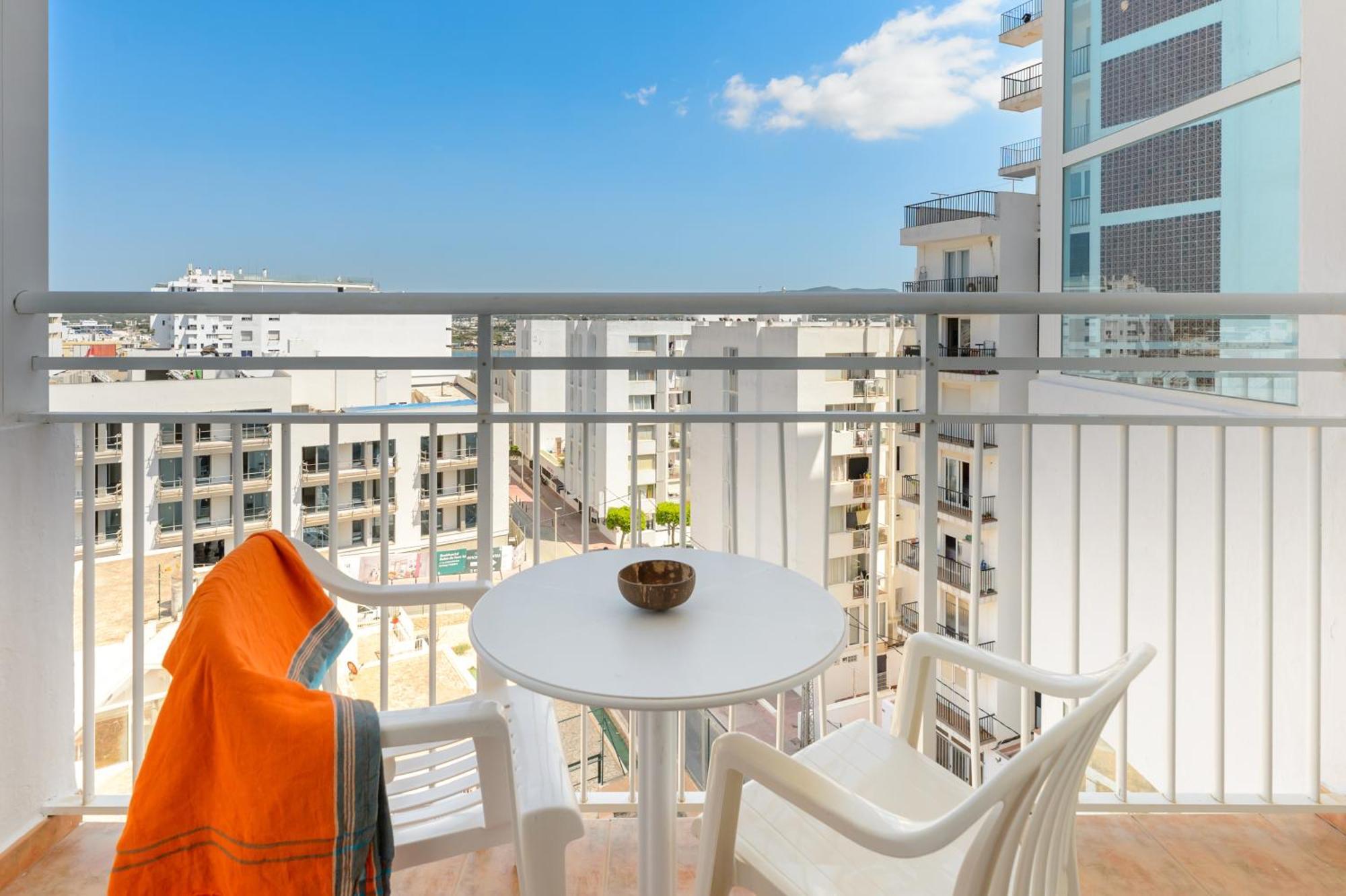 Aparthotel Vibra Sanan - Adults Only Sant Antoni de Portmany Zewnętrze zdjęcie