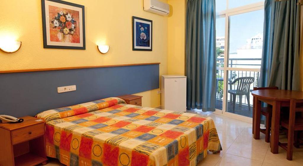 Aparthotel Vibra Sanan - Adults Only Sant Antoni de Portmany Zewnętrze zdjęcie