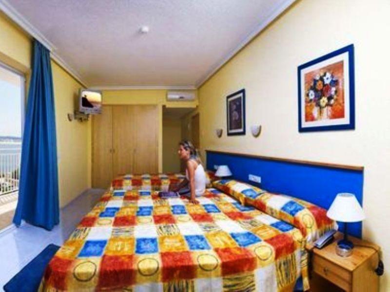 Aparthotel Vibra Sanan - Adults Only Sant Antoni de Portmany Zewnętrze zdjęcie