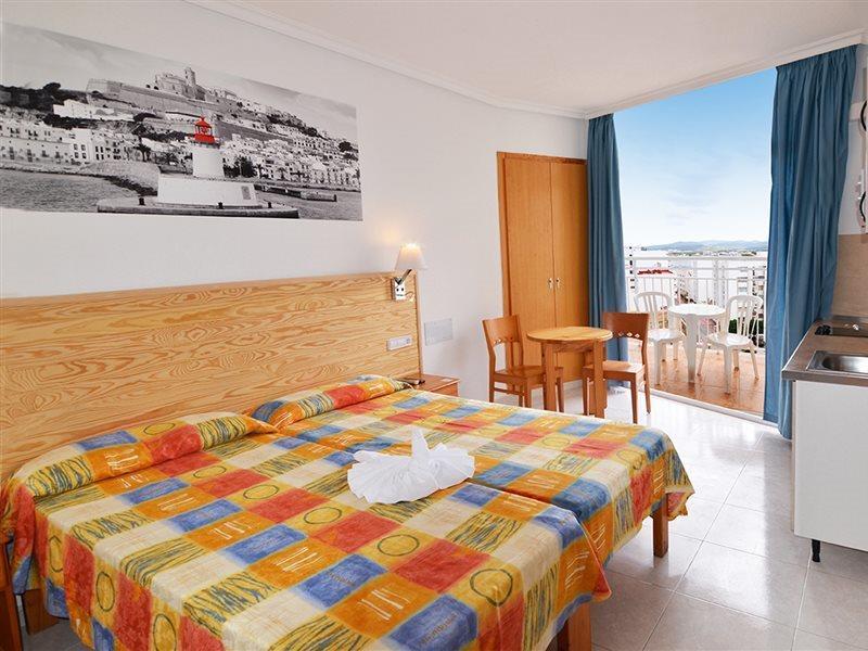 Aparthotel Vibra Sanan - Adults Only Sant Antoni de Portmany Zewnętrze zdjęcie